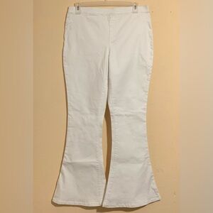 Versona White Light- Stretch Pull-on Bell Bottom Flared Leg Pants Women’s Sz 16